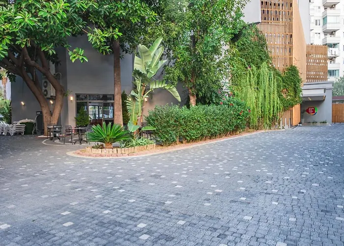 Simply Fine Alize (adults Only)