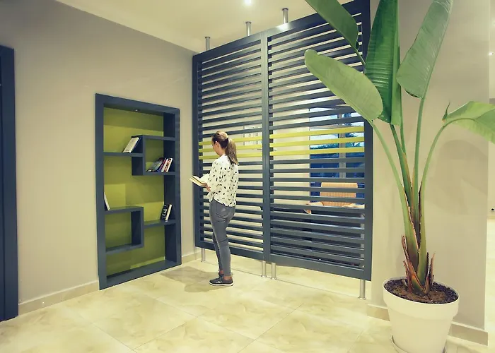 Simply Fine Alize (adults Only)